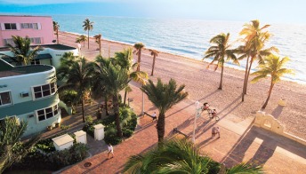 Hollywood Beach [picture c/o Tourism Board]